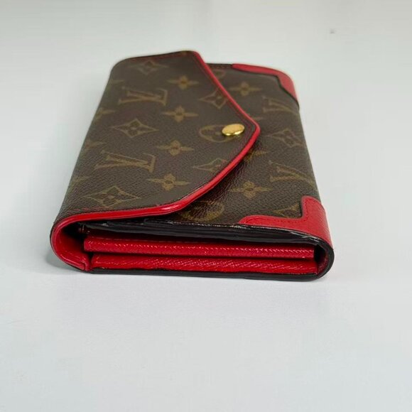 Louis Vuitton Monogram Canvas Wallet with Red Trim and Gold Hardware - Picture 4 of 7